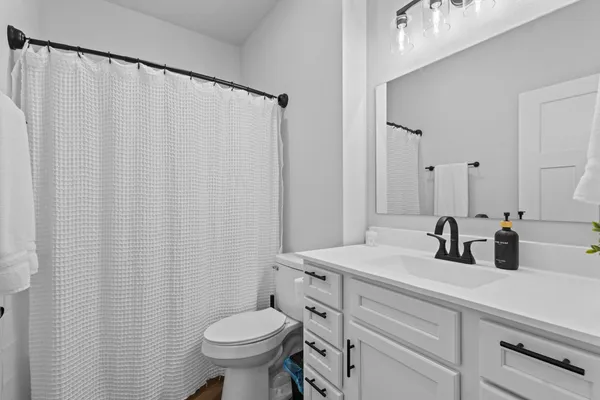 $725,000 | W5070 West Long Lake Road, Waupaca, WI 54981