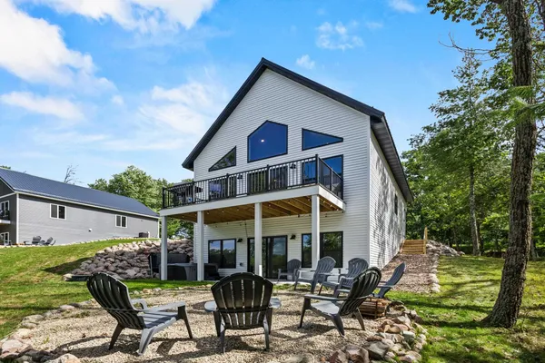 $725,000 | W5070 West Long Lake Road, Waupaca, WI 54981