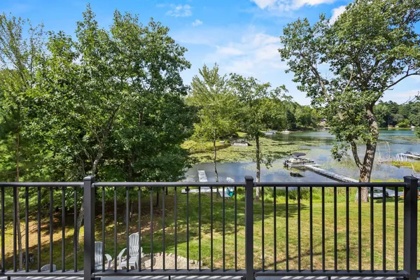 $725,000 | W5070 West Long Lake Road, Waupaca, WI 54981