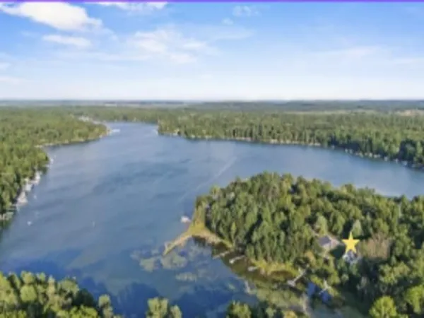 $725,000 | W5070 West Long Lake Road, Waupaca, WI 54981