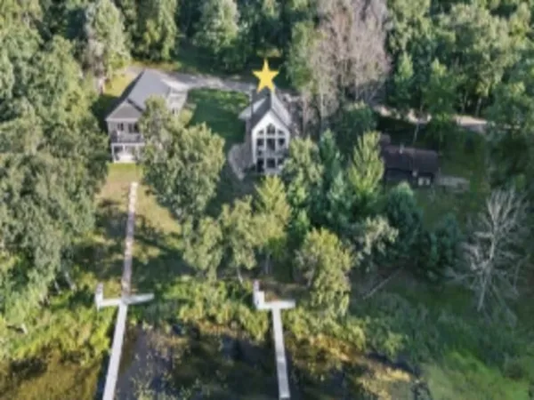 $725,000 | W5070 West Long Lake Road, Waupaca, WI 54981