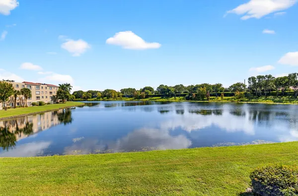 $2,950 | 5842 Crystal Shores Drive, Unit 205, Boynton Beach, FL 33437