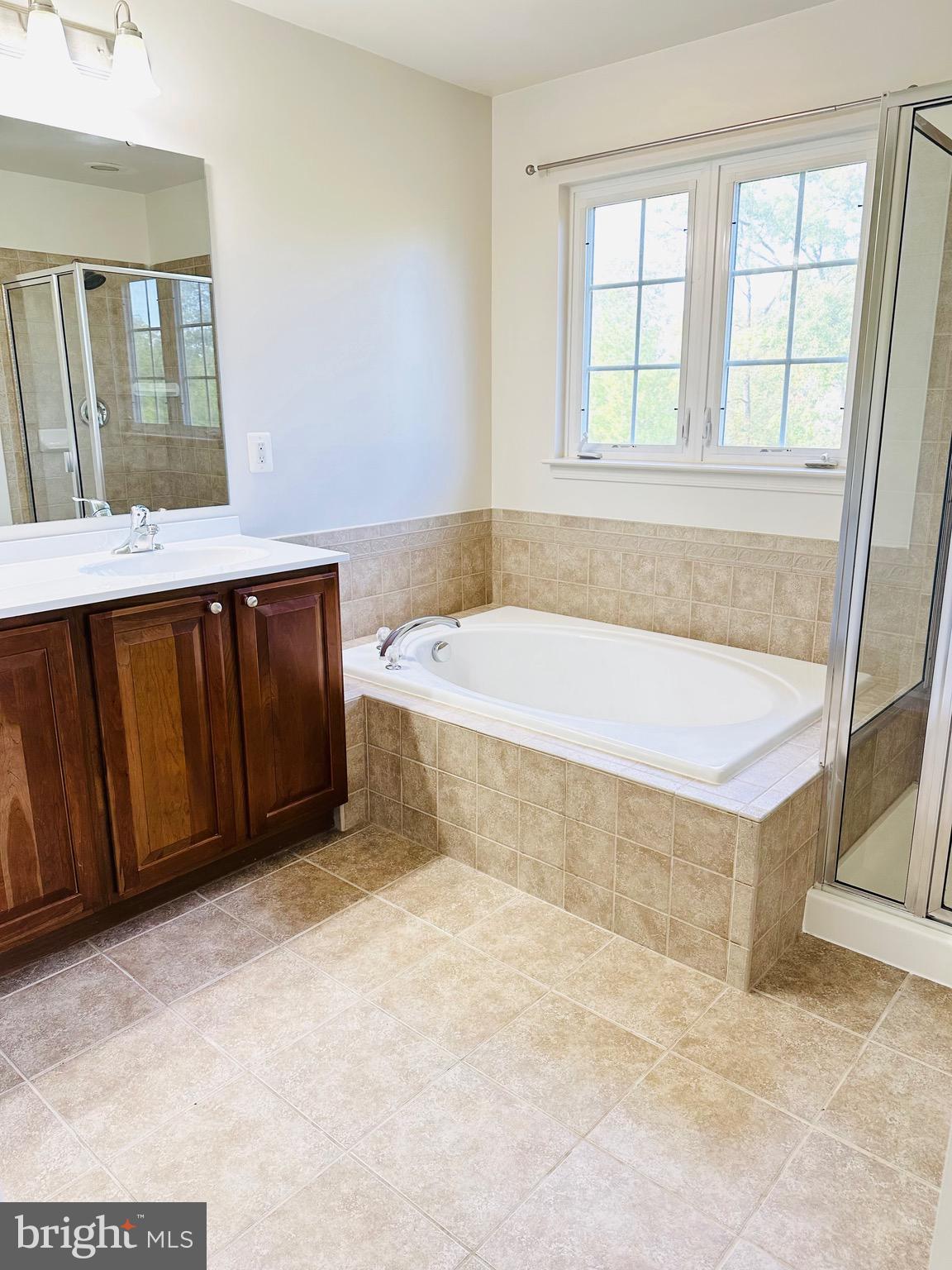 25278 Gothic Square Chantilly, VA 20152 - Photo 18 of 28