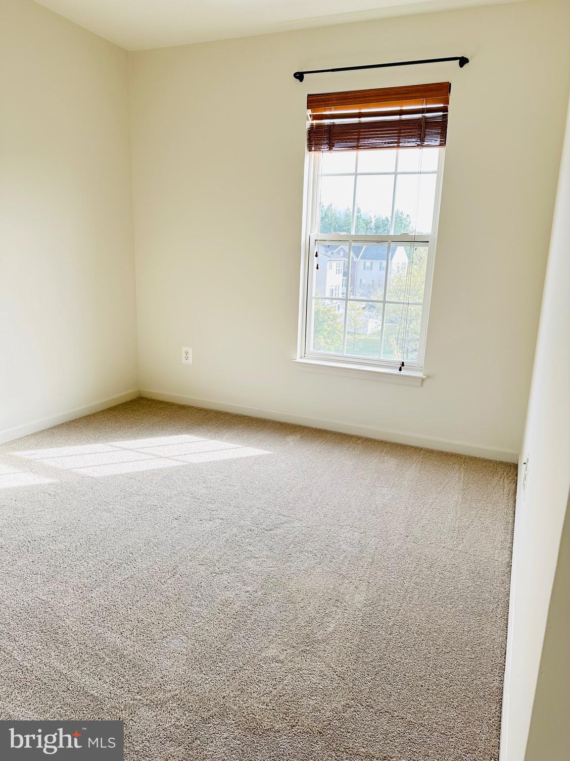 25278 Gothic Square Chantilly, VA 20152 - Photo 22 of 28