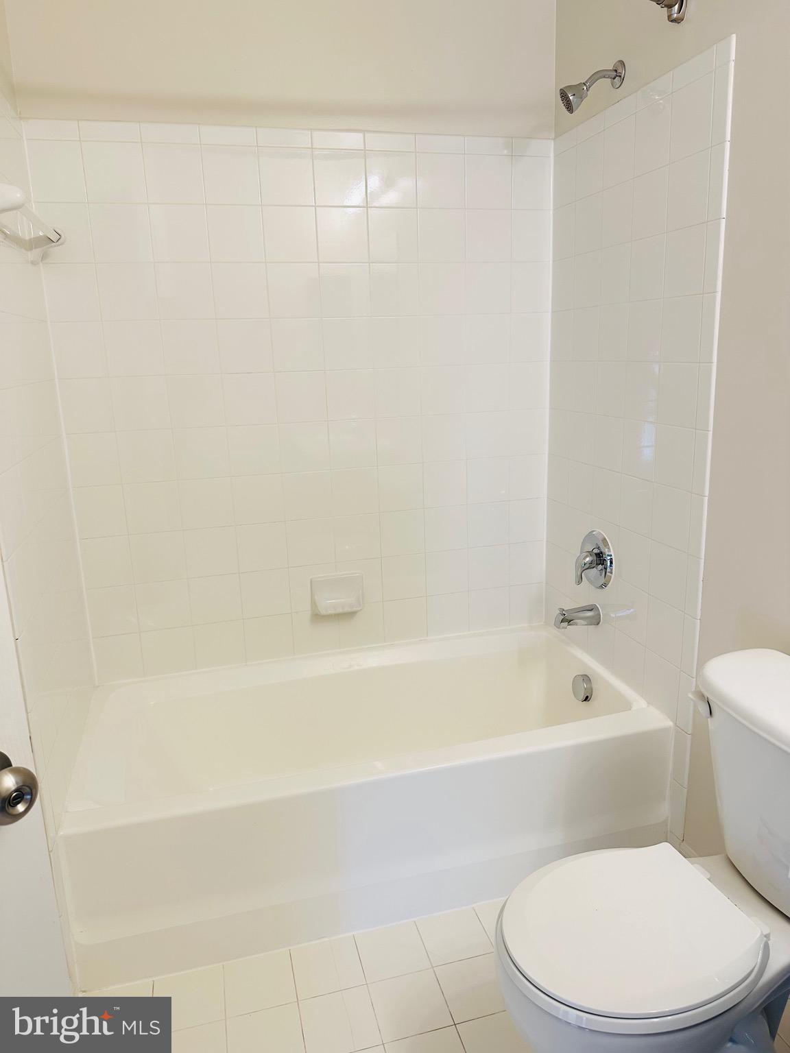 25278 Gothic Square Chantilly, VA 20152 - Photo 24 of 28