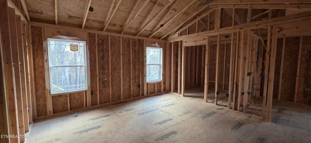 $539,900 | 323 Cumberland Cove Road, Monterey, TN 38574