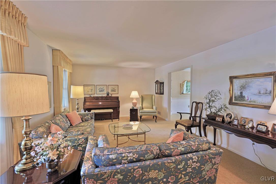 2705 Woodside Road Bethlehem, PA 18017 - Photo 13 of 27 Gallery Image 13