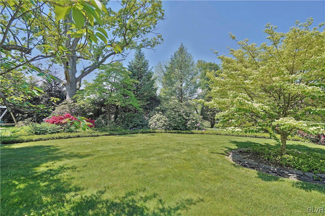 2705 Woodside Road Bethlehem, PA 18017 - Photo 25 of 27 Gallery Image 25