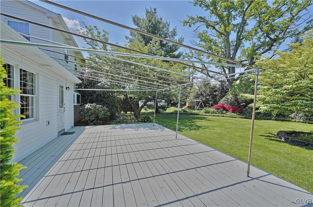2705 Woodside Road Bethlehem, PA 18017 - Photo 3 of 27 Gallery Image 3