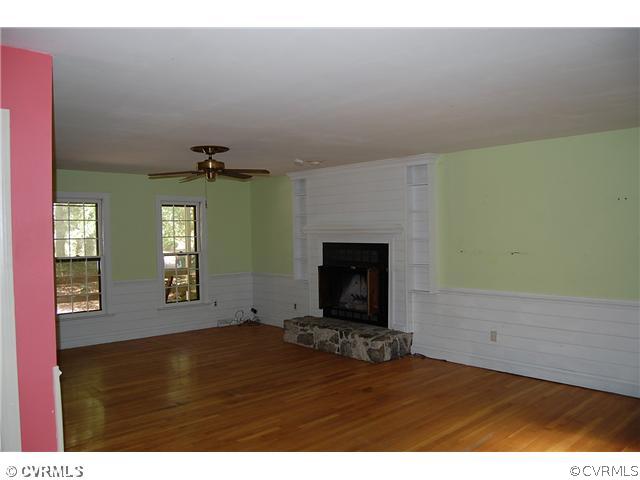 3804 Pebble Creek Road Midlothian, VA 23112 - Photo 3 of 12 Living Room - Living Room from Kitchen
