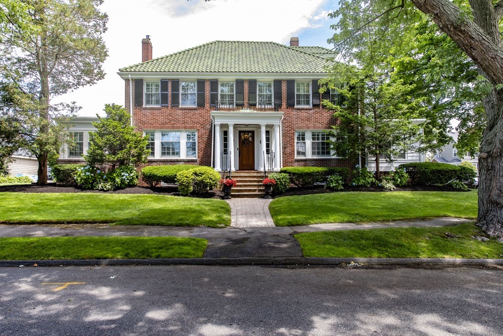 40 Glendale Road Marblehead, MA 01945 - Photo 1 of 26