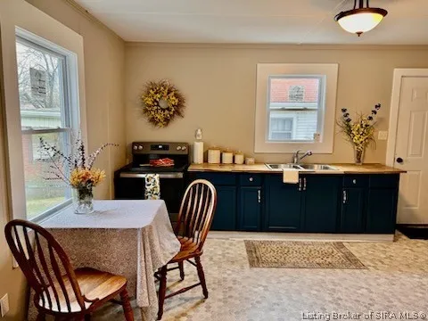 $1,300 | 704 West 7th Street, New Albany, IN 47150