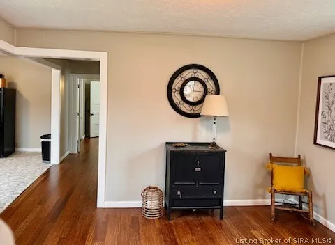 $1,300 | 704 West 7th Street, New Albany, IN 47150