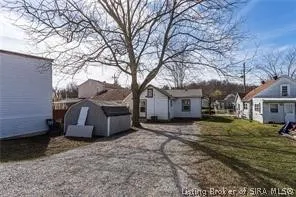 $1,300 | 704 West 7th Street, New Albany, IN 47150