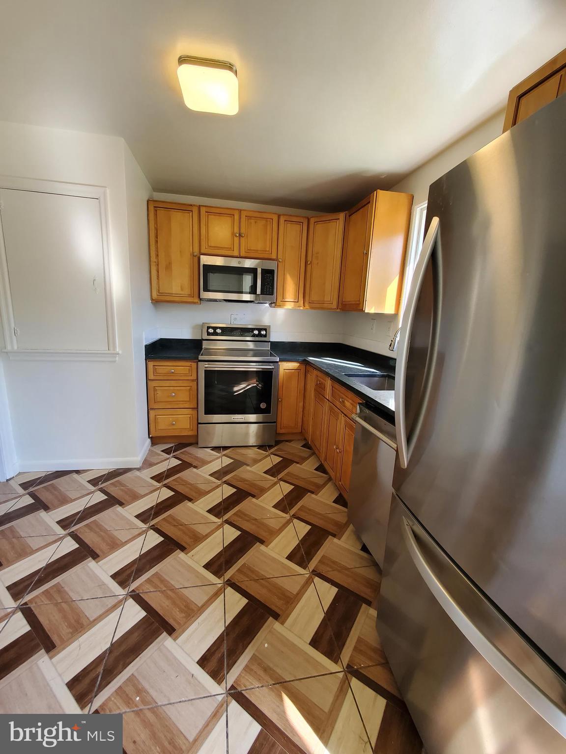 9701 Braddock Road Silver Spring, MD 20903 - Photo 7 of 17