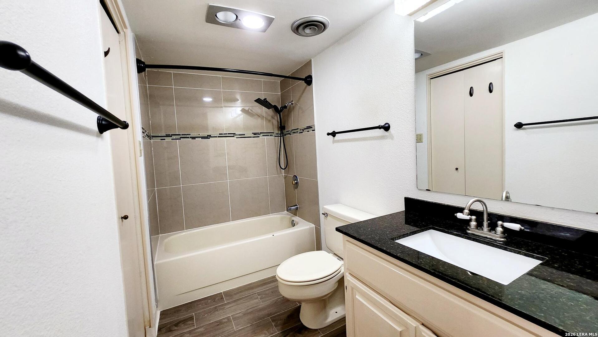 7701 Wurzbach Road, Unit 1507 San Antonio, TX 78229 - Photo 8 of 19