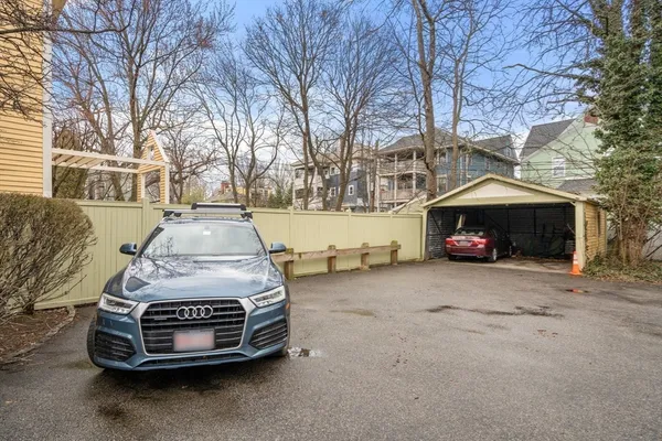 $2,395,000 | 50 Waverly Street, Brookline, MA 02445