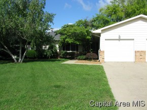 119 Exeter Court Springfield, IL 62704 - Photo 1 of 19