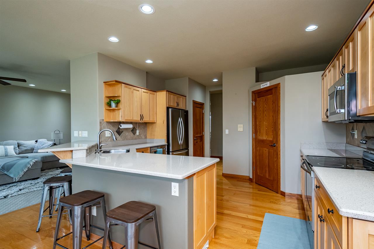 6025 Winslow Road Marion, IA 52302 - Photo 8 of 34 Gallery Image 8