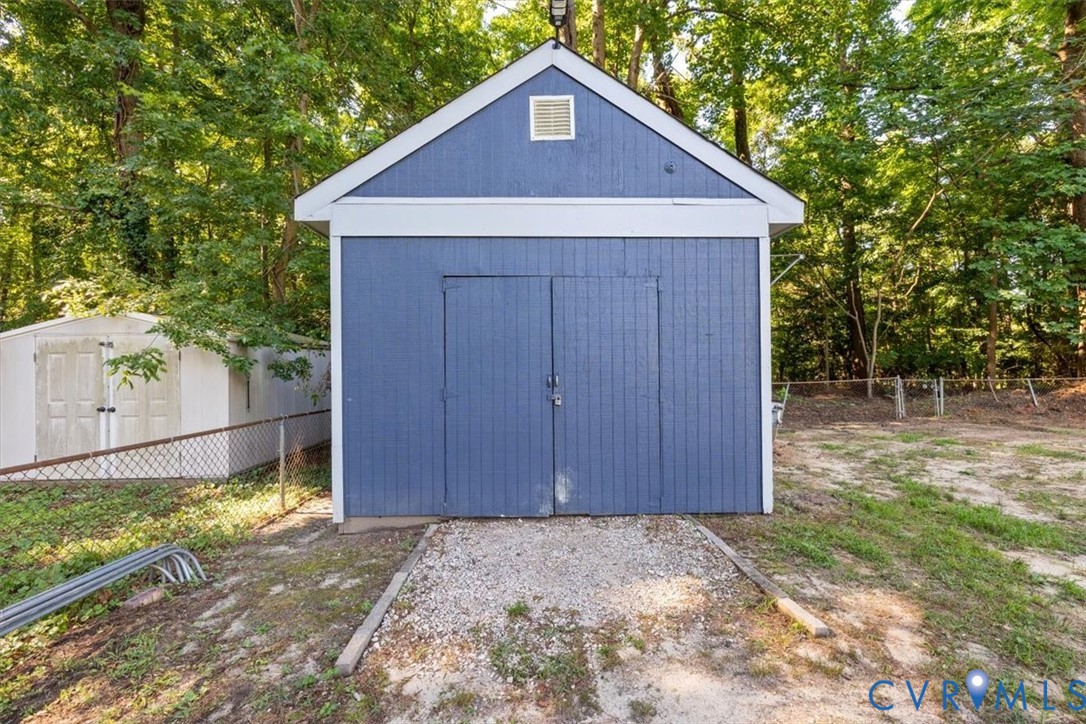 2459 Osborne Road Chester, VA 23831 - Photo 16 of 18