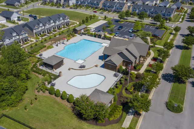 $314,900 | 1433 Riverbrook Drive, Hermitage, TN 37076