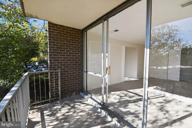 $100,000 | 7957 Riggs Road, Unit 7, Hyattsville, MD 20783