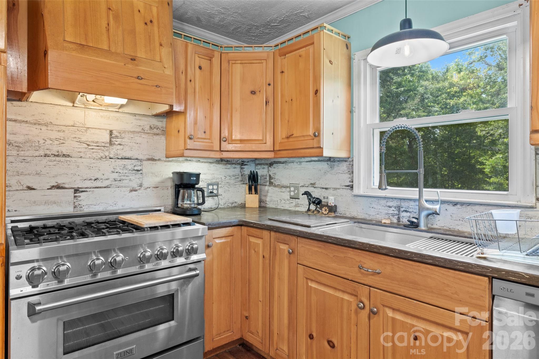 233 Orindawood Road McConnells, SC 29726 - Photo 8 of 34