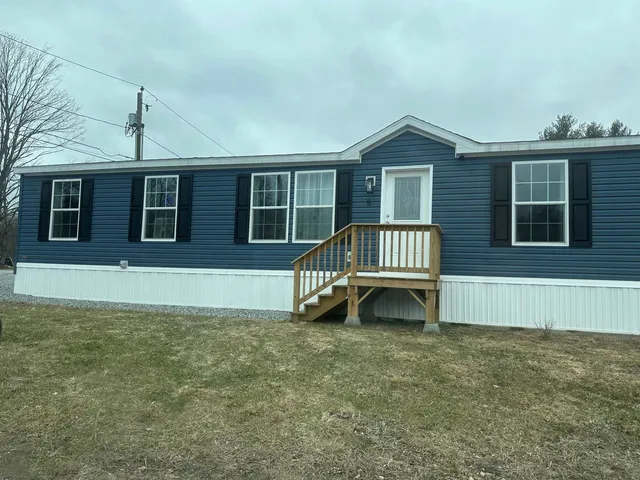 $155,900 | 17 Pleasant Valley Road, Stratford, NH 03590