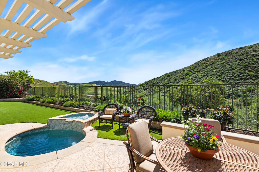 3138 Heavenly Ridge Street Thousand Oaks, CA 91362 - Photo 1 of 39