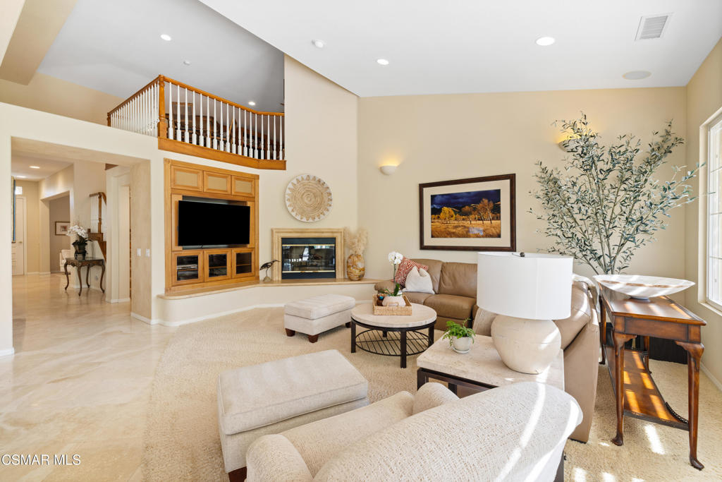 3138 Heavenly Ridge Street Thousand Oaks, CA 91362 - Photo 11 of 39