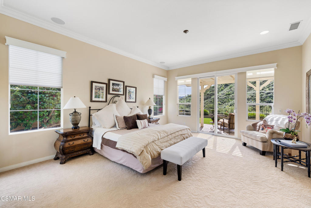 3138 Heavenly Ridge Street Thousand Oaks, CA 91362 - Photo 23 of 39