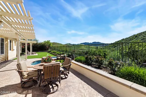 $1,895,000 | 3138 Heavenly Ridge Street, Thousand Oaks, CA 91362