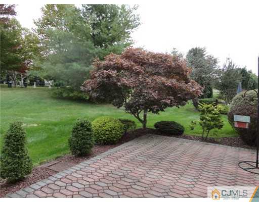 92 Chichester Road Monroe Township, NJ 08831 - Photo 4 of 24 Gallery Image 4