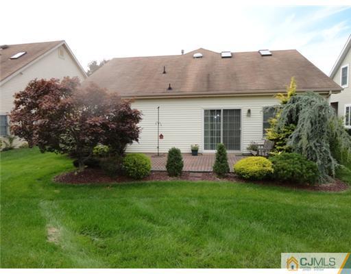 92 Chichester Road Monroe Township, NJ 08831 - Photo 5 of 24 Gallery Image 5