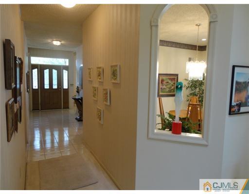 92 Chichester Road Monroe Township, NJ 08831 - Photo 7 of 24 Gallery Image 7