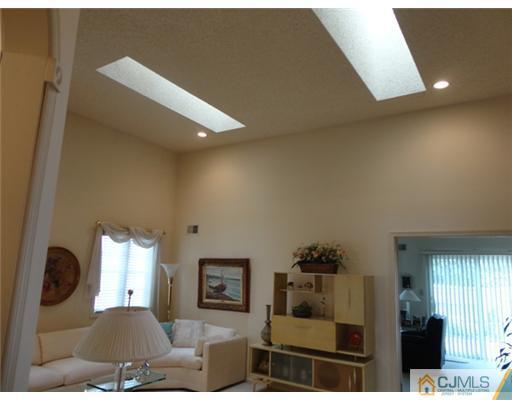 92 Chichester Road Monroe Township, NJ 08831 - Photo 9 of 24 Gallery Image 9