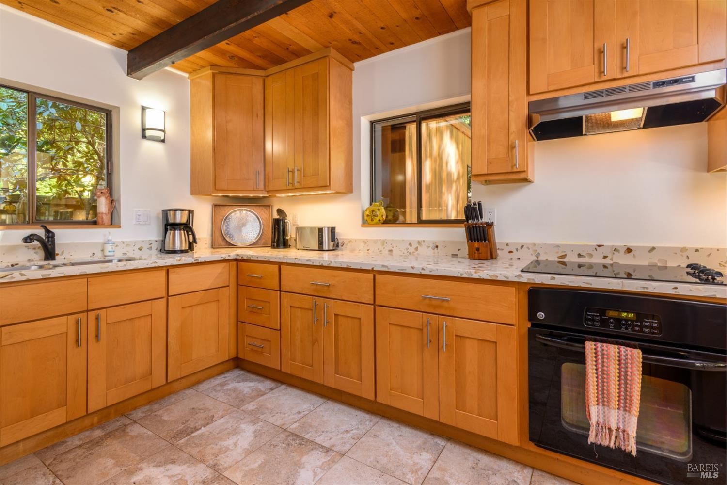 38320 Ocean Ridge Drive Gualala, CA 95445 - Photo 22 of 36