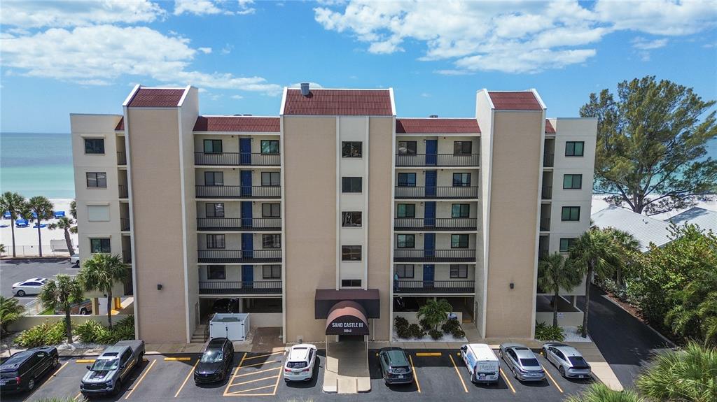 20040 Gulf Boulevard, Unit 402 Indian Rocks Beach, FL 33785 - Photo 3 of 32