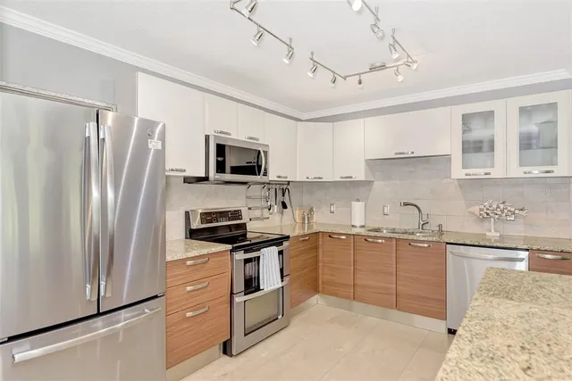 $5,500 | 1894 Loma Linda Street, Sarasota, FL 34239