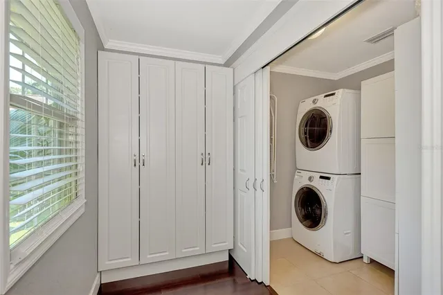 $5,500 | 1894 Loma Linda Street, Sarasota, FL 34239