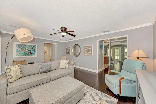 $5,500 | 1894 Loma Linda Street, Sarasota, FL 34239