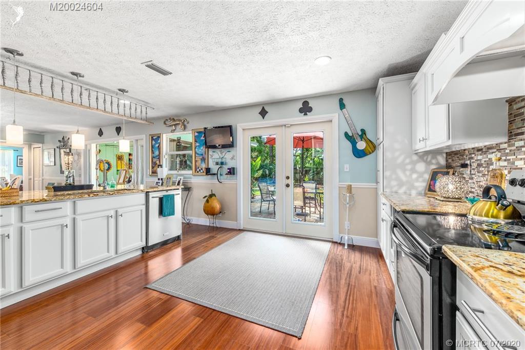 4960 Southeast Pine Ridge Way Stuart, FL 34997 - Photo 12 of 23 Gallery Image 12