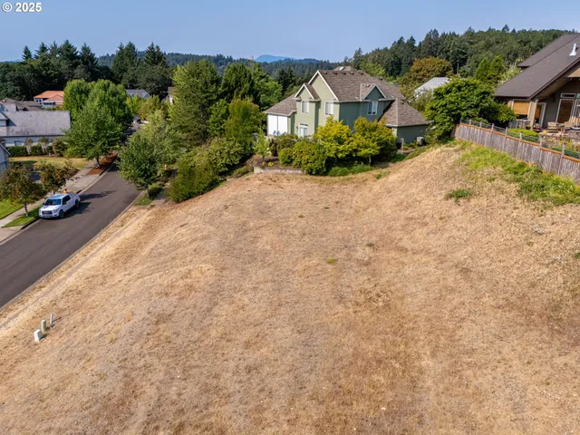 $350,000 | 4253 Northwest Boxwood Drive, Corvallis, OR 97330
