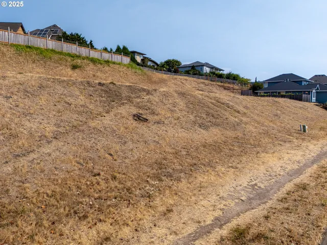 $350,000 | 4253 Northwest Boxwood Drive, Corvallis, OR 97330