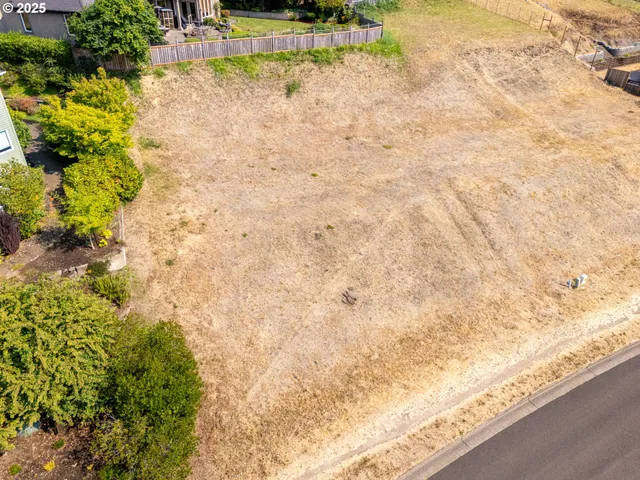 $350,000 | 4253 Northwest Boxwood Drive, Corvallis, OR 97330