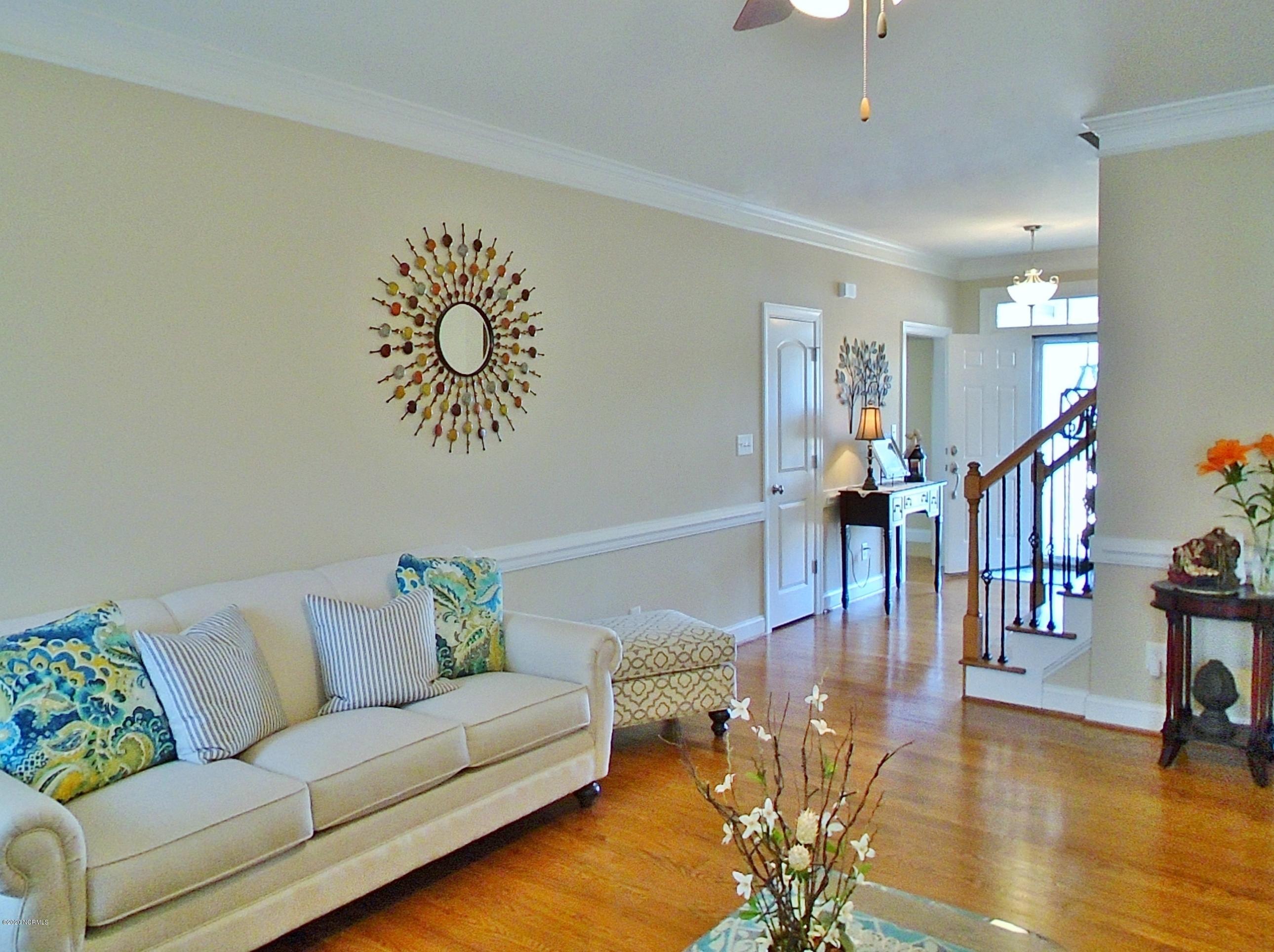 565 Hunter's Pointe Road Nashville, NC 27856 - Photo 20 of 68 Great Room ....