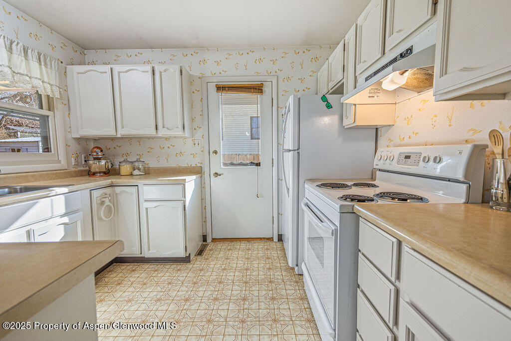 3445 Ridgeview Road Craig, CO 81625 - Photo 9 of 63 3445Ridgevieew-41