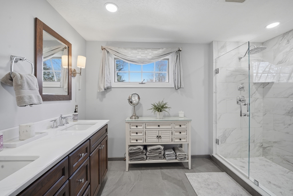 48 Blueberry Ridge Westfield, MA 01085 - Photo 20 of 42