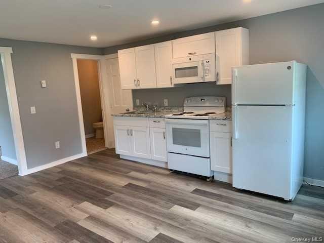 271 Titusville Road, Unit 101 Poughkeepsie, NY 12603 - Photo 3 of 6
