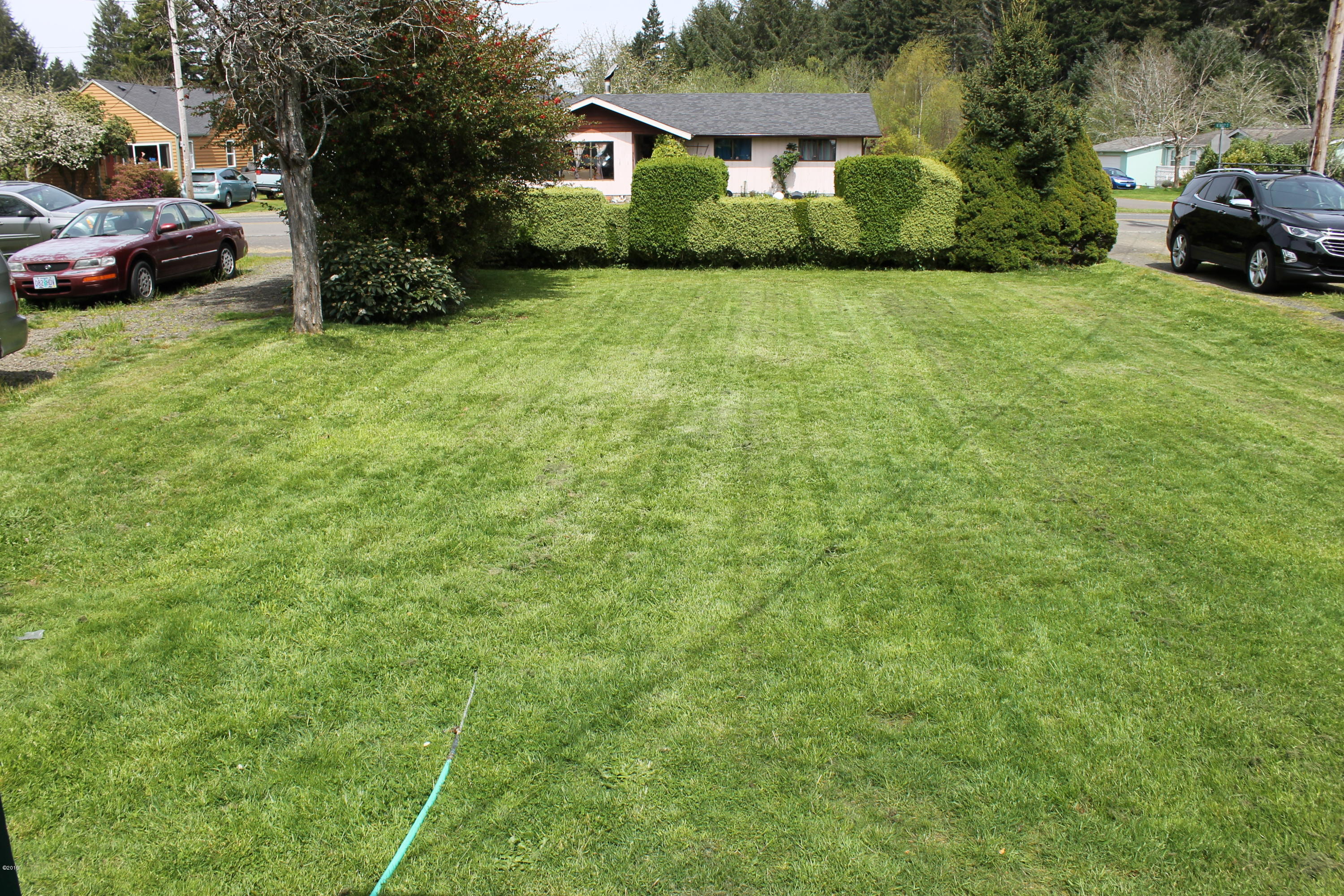 373 East Logsden Road Siletz, OR 97380 - Photo 3 of 11 Front yard